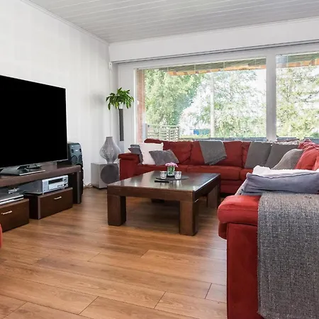 בית נופש Patruunan Juhla Ja Majoitus By Interhome